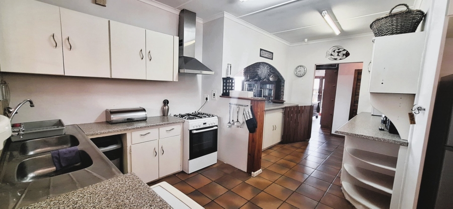 5 Bedroom Property for Sale in Witsand Western Cape